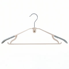 plastic wardrobe clothes hangers