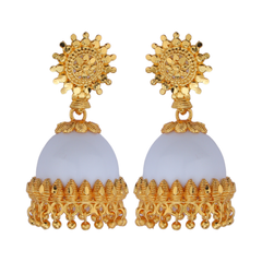 Radiant Purity: Stunning White Jumkas