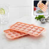 Durable plastic ice cube tray with diamond-shaped cavities