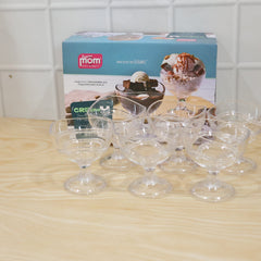 Supermom dessert bowls serving ice cream in a party setting