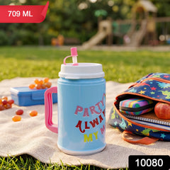 Insulated mug with handle and leak resistant lid