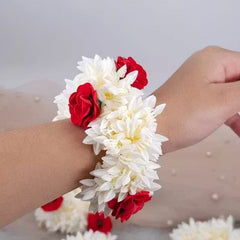 Traditional artificial flower gajra with jasmine and rose design