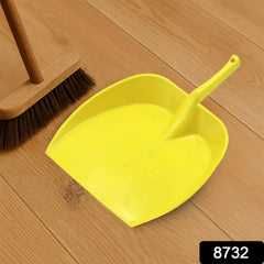 Close-up of dustpan with SKU label