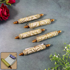 Scroll gift presentation
