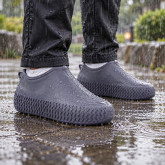 Reusable Silicone Rain Shoe Covers with Textured Sole (1 Pair, Small Size)