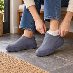 Reusable Silicone Rain Shoe Covers with Textured Sole (1 Pair, Small Size)