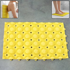 Anti-slip bathroom massage mat featuring suction cups