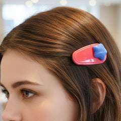 Set of four star-shaped decorative hair clips