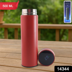 Red insulated flask bottle showing LED screen