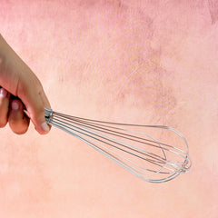 Close-up of Apex stainless steel whisk wires