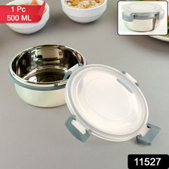 Apex airtight container showing secure sealing and clip locks