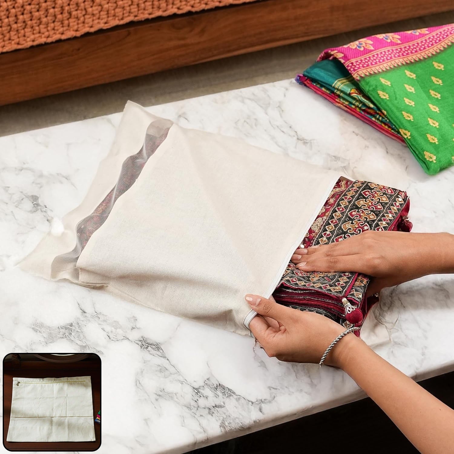 Zip Closure Saree Storage Pouch