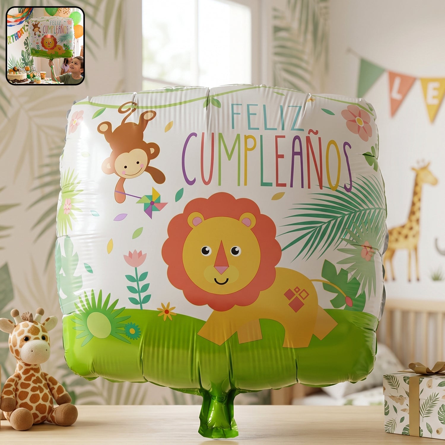 Jungle lion foil balloon party