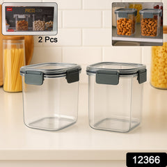 Apex Press N' Lock 2-piece container with dry goods