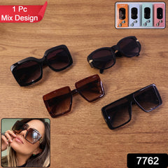 Square sunglasses pack