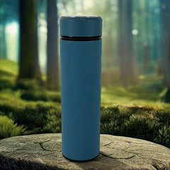Close-up of the BPA-free spout and secure leakproof lid of the stainless steel bottle.