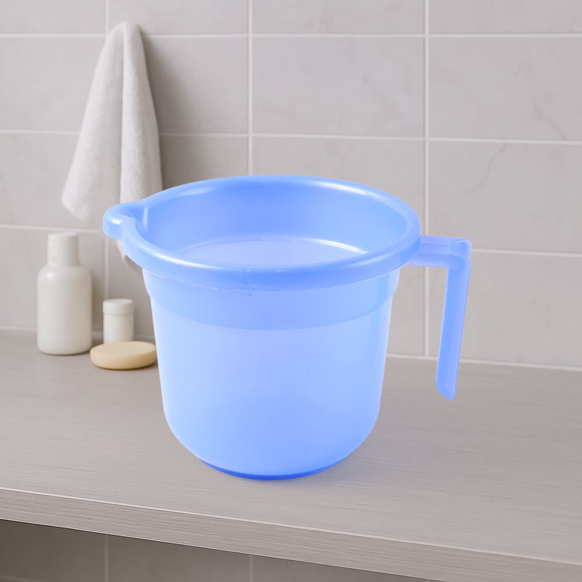 Unbreakable Plastic Bath Mug with Handle and Pour Spout