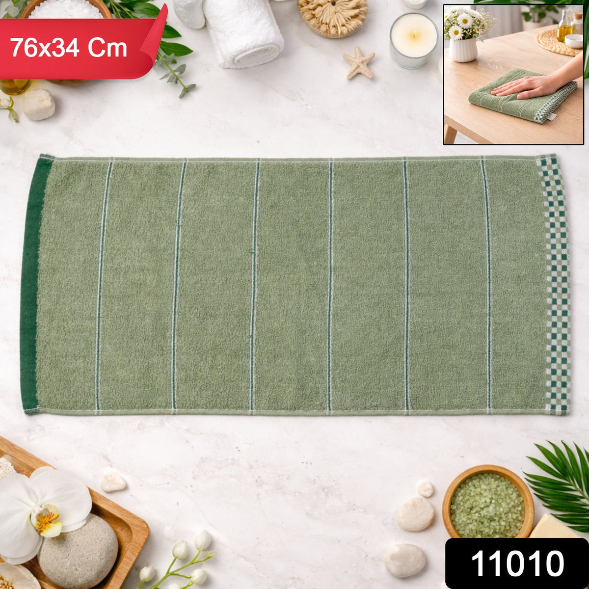 Soft cotton cloth bath towel neatly folded
