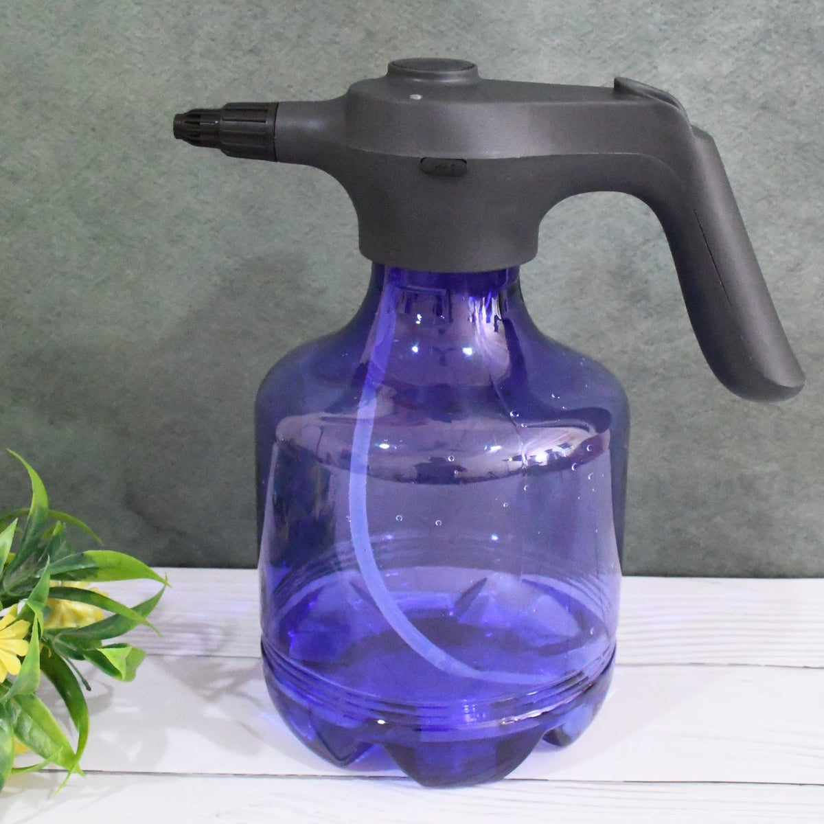 Electric 3L Garden Sprayer â€“ Automatic, Rechargeable Watering Can for Fertilizing (1 Pc)