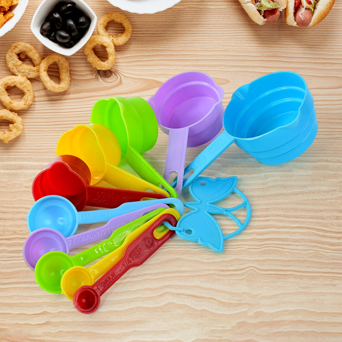 10Pcs Plastic Measuring Spoons and Cups Set for Home Kitchen Cooking.