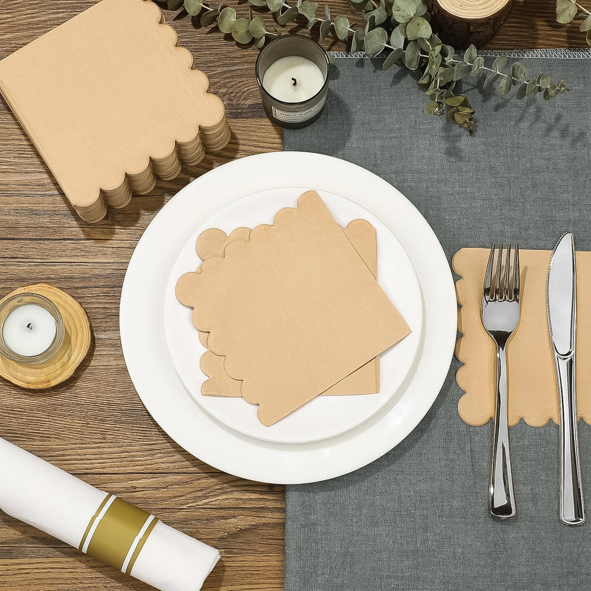 Decorative Scalloped Edge Tissue Napkins