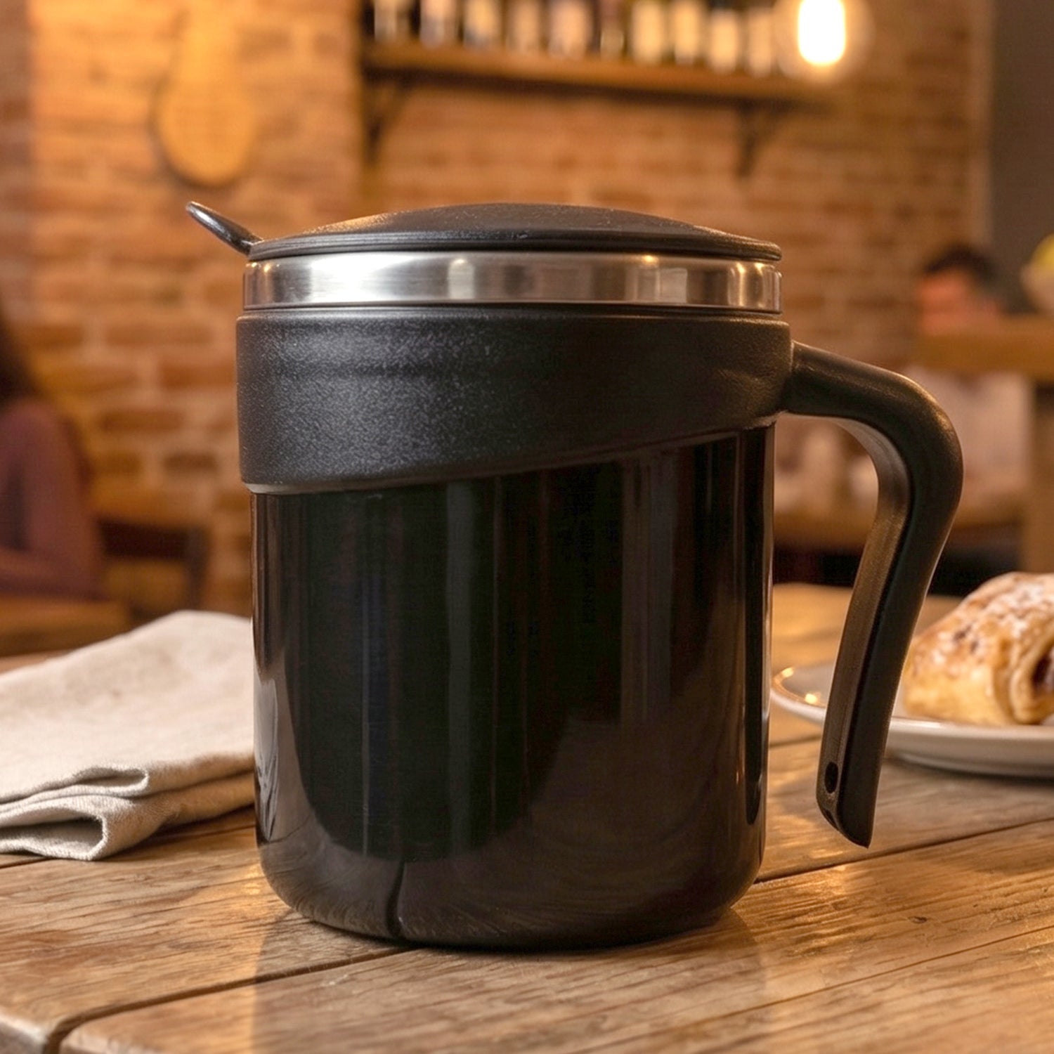 modern insulated dolphin mug with lid 200 ml