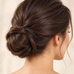 Bobby pins rounded tips detail