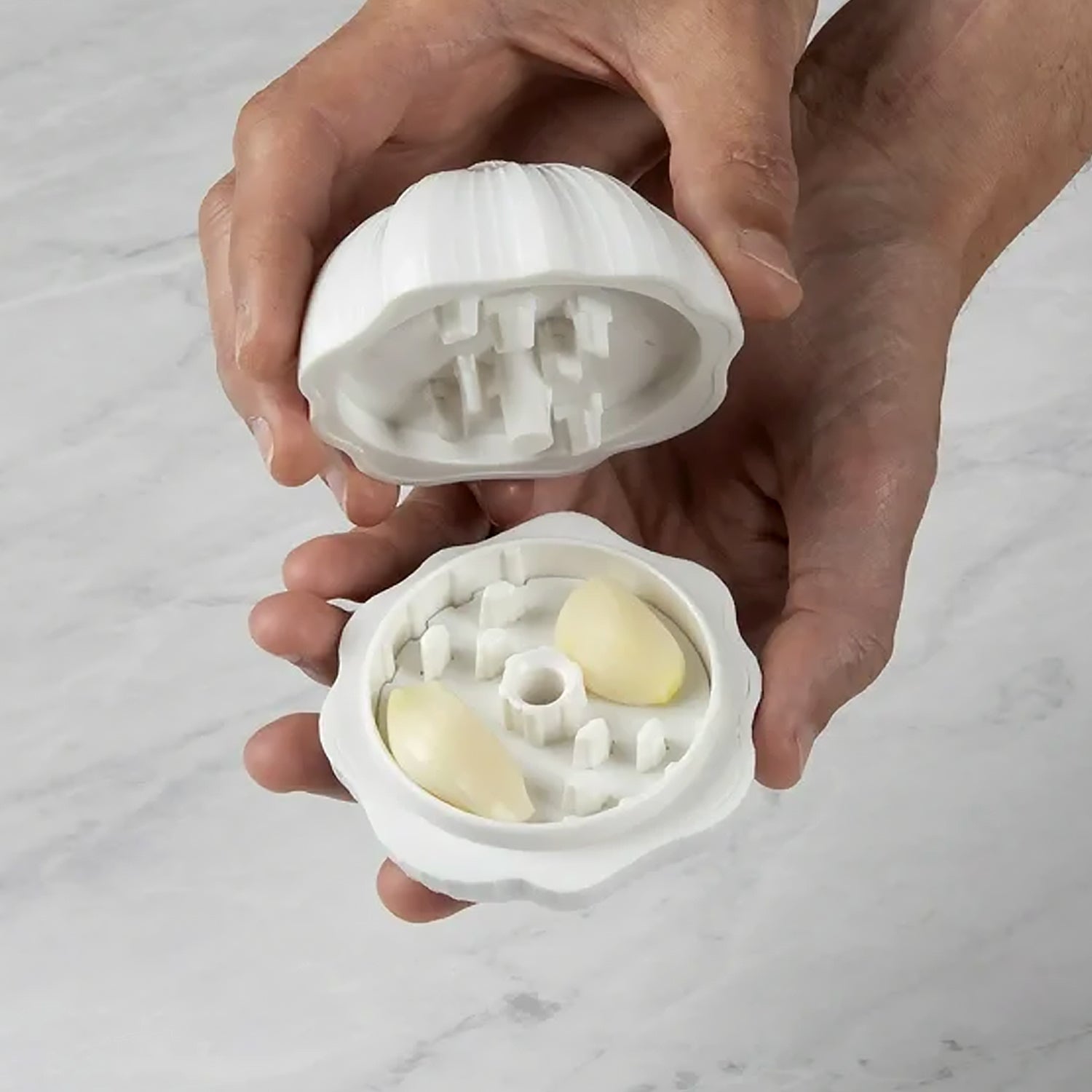 Garlic Press Sharpener Device â€“ Portable Manual Ginger, Chili & Garlic Crusher, Masher, Chopper & Grinder for Kitchen Use