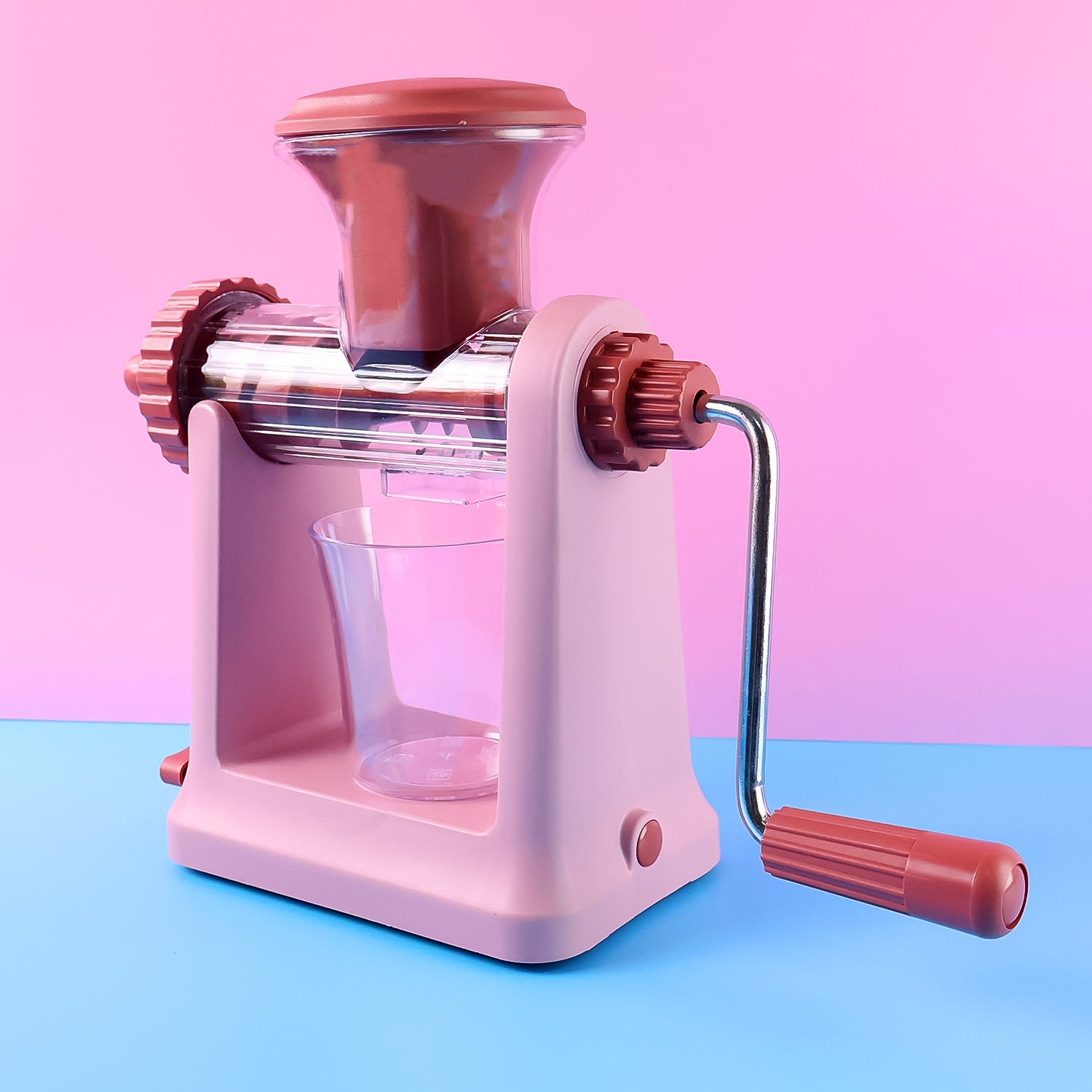 Apex Sturdy Manual Juicer closeup