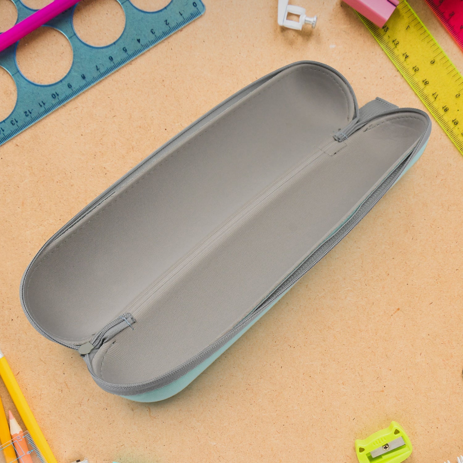 Portable Multipurpose Zip Pouch Bag â€“ 30cm, 1 Pc