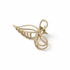 Leaf design hair claw clip