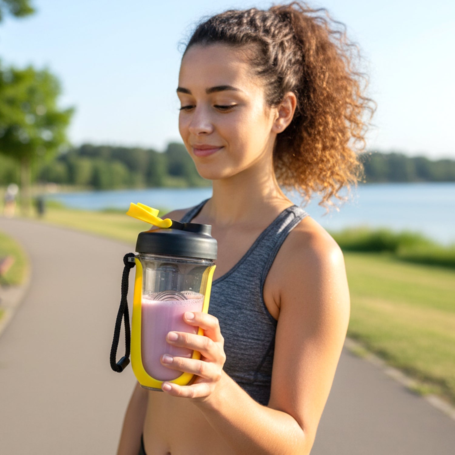 fitness drink mixer shaker bottle design
