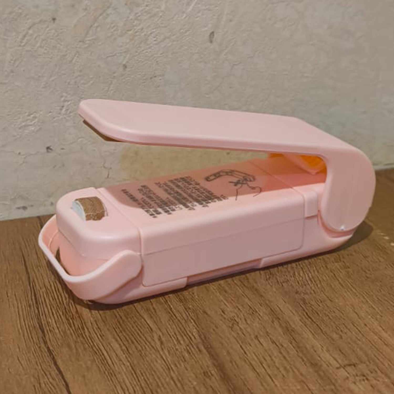 Mini Plastic Bag Sealer handheld view