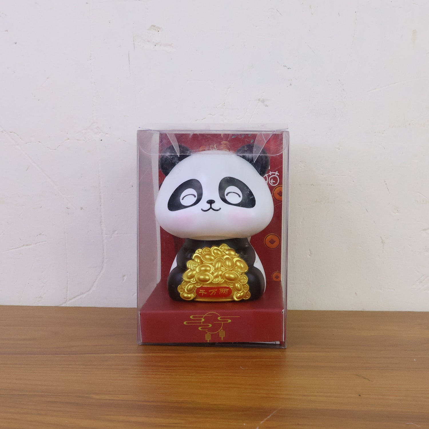 Solar Powered Moving Panda Car Dashboard Decoration â€“ 1 Pc