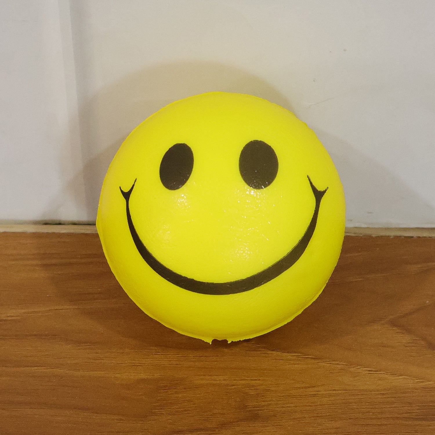Soft Foam Smiley Toy Ball (1 Pc)