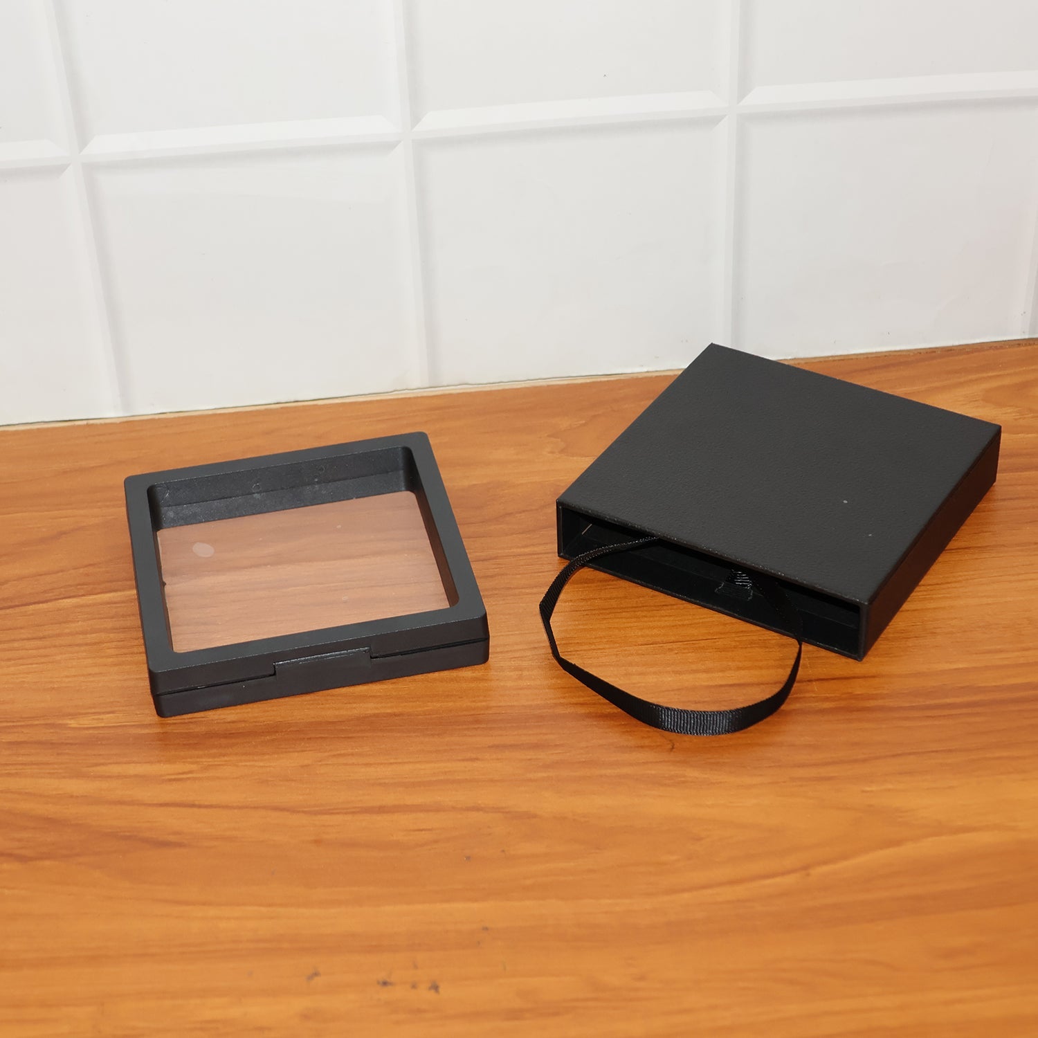 Transparent Jewellery Display Box with Detachable Base