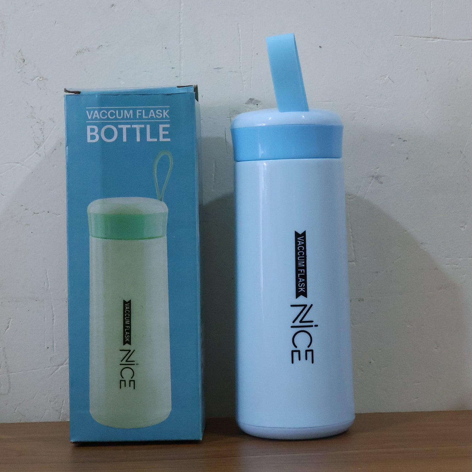 Hydrozilla water bottle with bamboo lid accessory