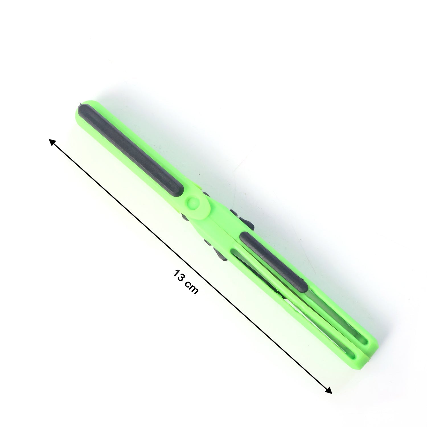 Pen Cut compact scissors folded with clip