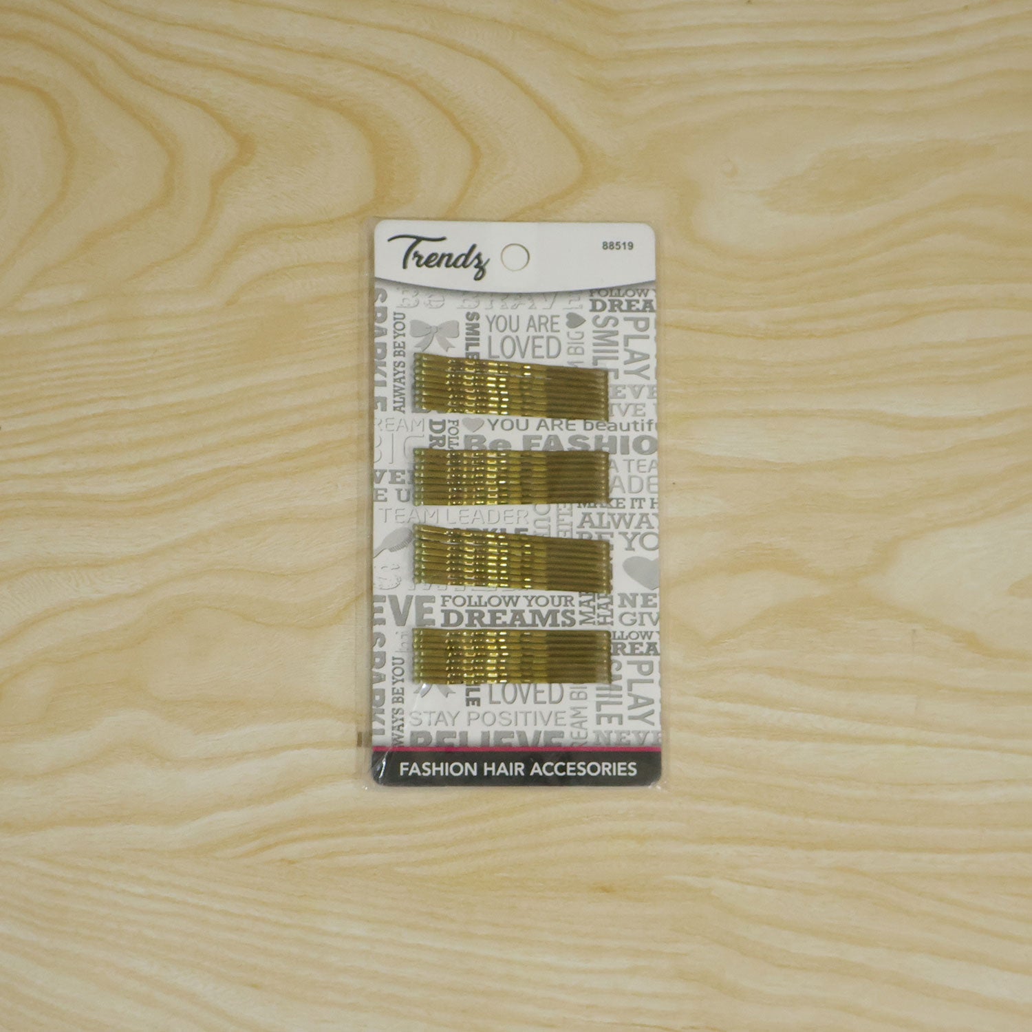 Gold hair pins styling use