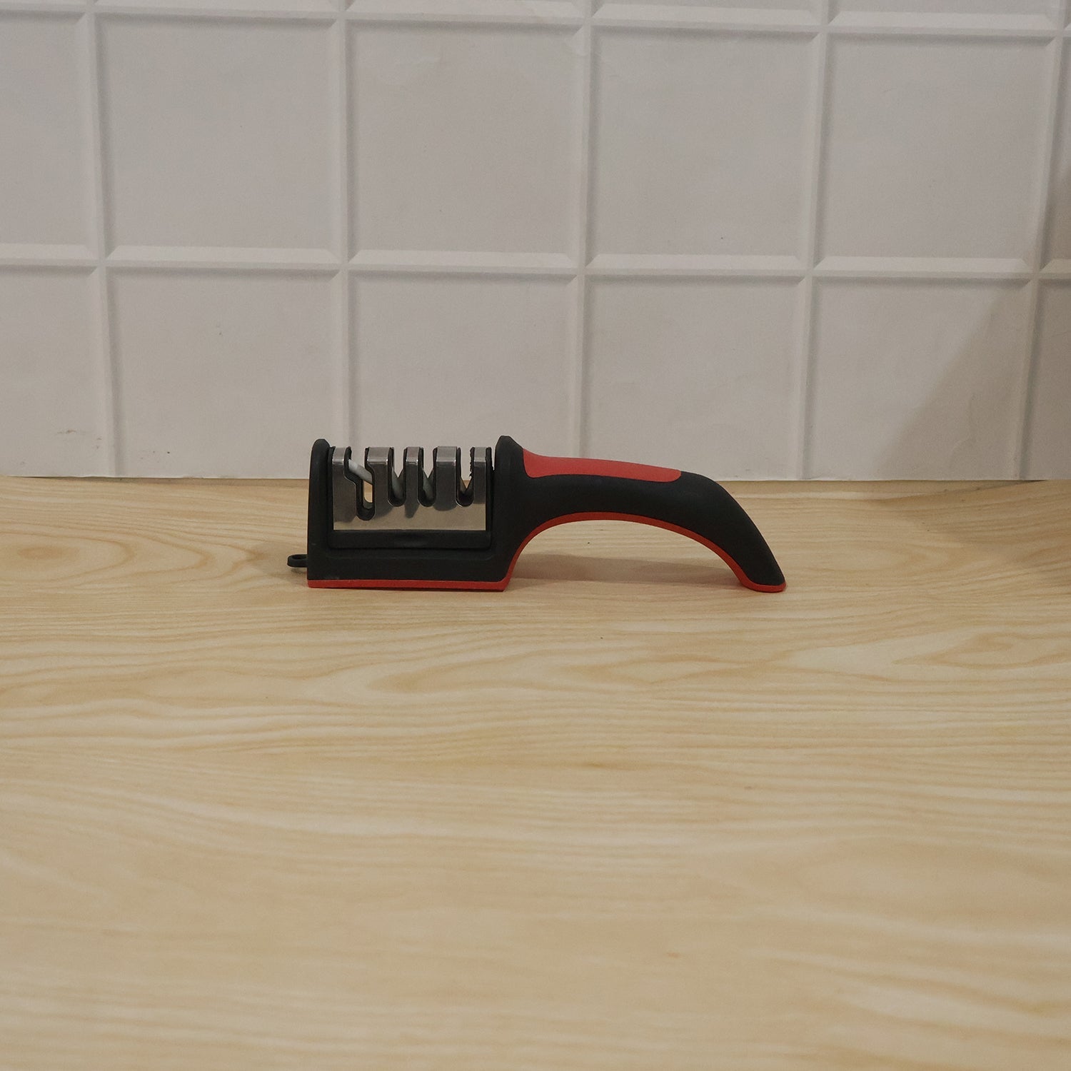 Knife sharpener stages detail