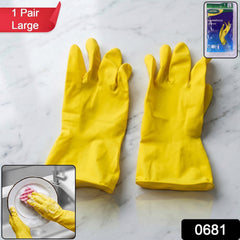 Pair of yellow dishwashing gloves large size