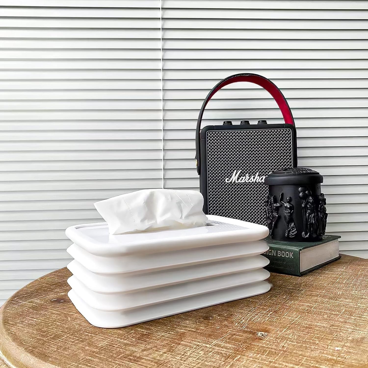 Decorative silicone tissue holder cube in neutral color