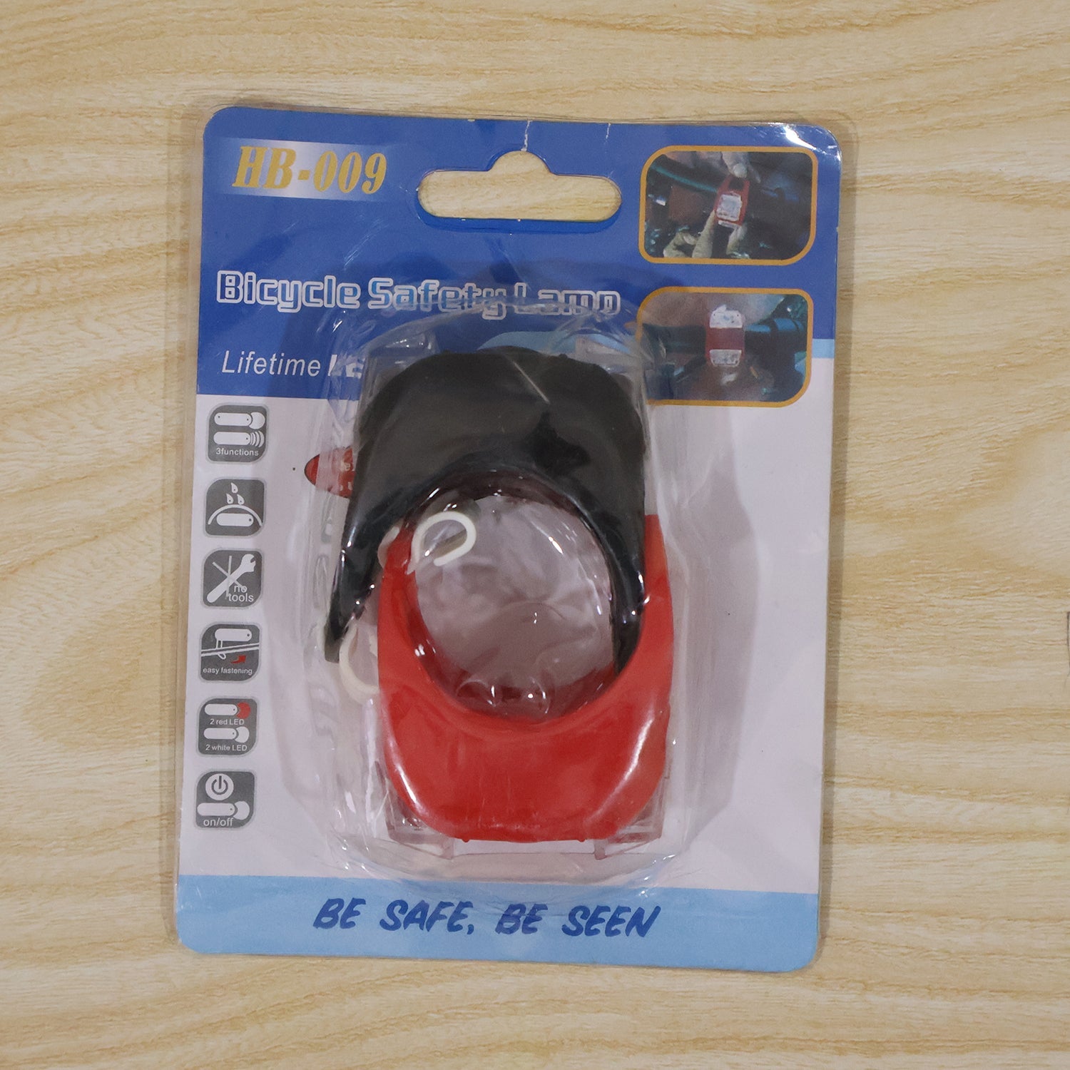 Live packaged photo of silicone LED bike lights