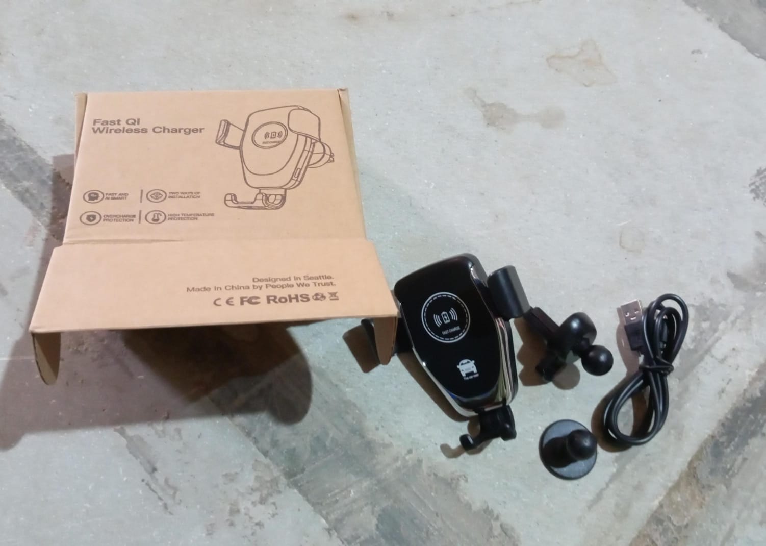 Car Phone Holder Wireless Car Charger 10W Qi Fast Charging Car Charger Gravity Auto Clamping 360Ã‚Â° Rotation Air Vent Car Mount Holder