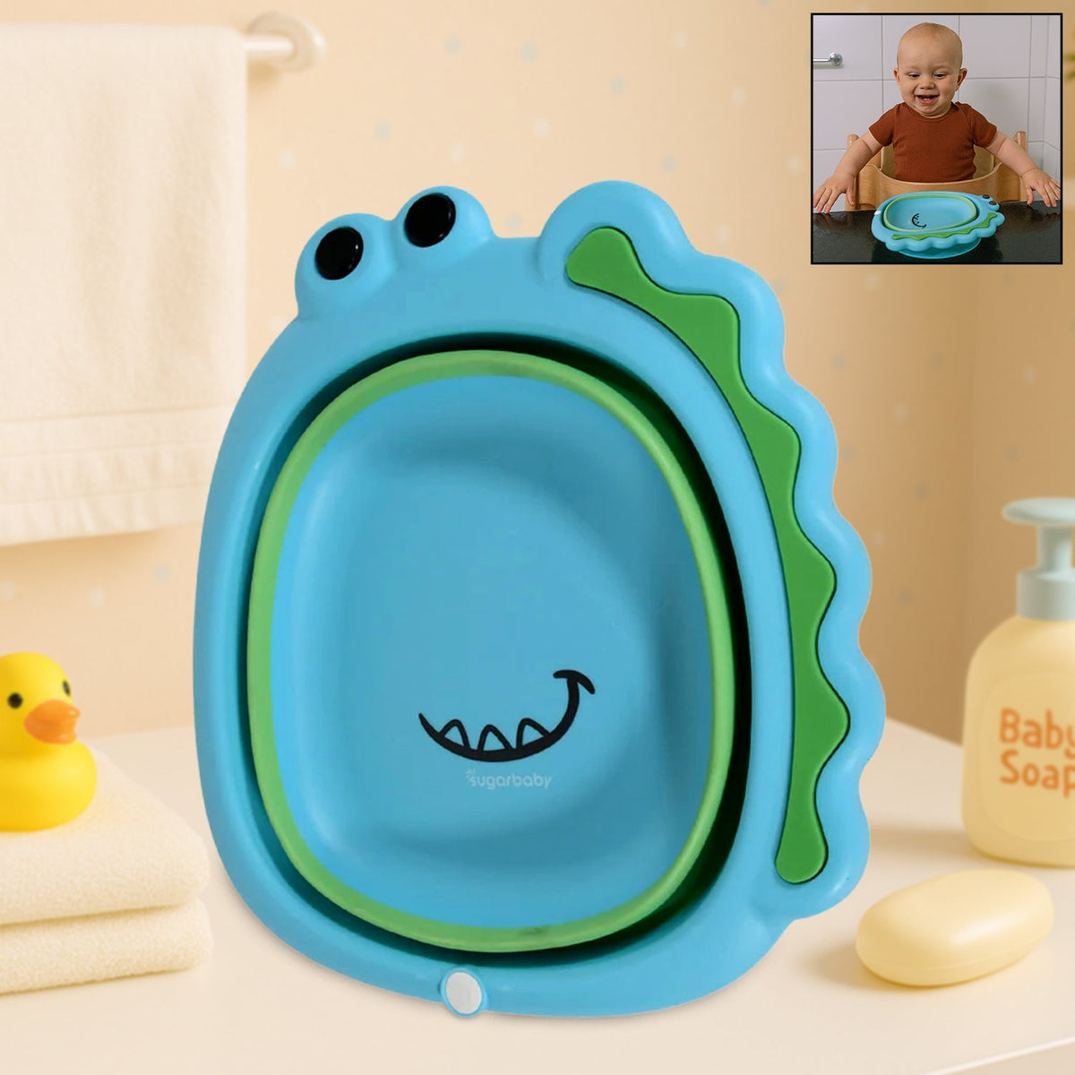 Foldable frog-shaped baby wash basin front view