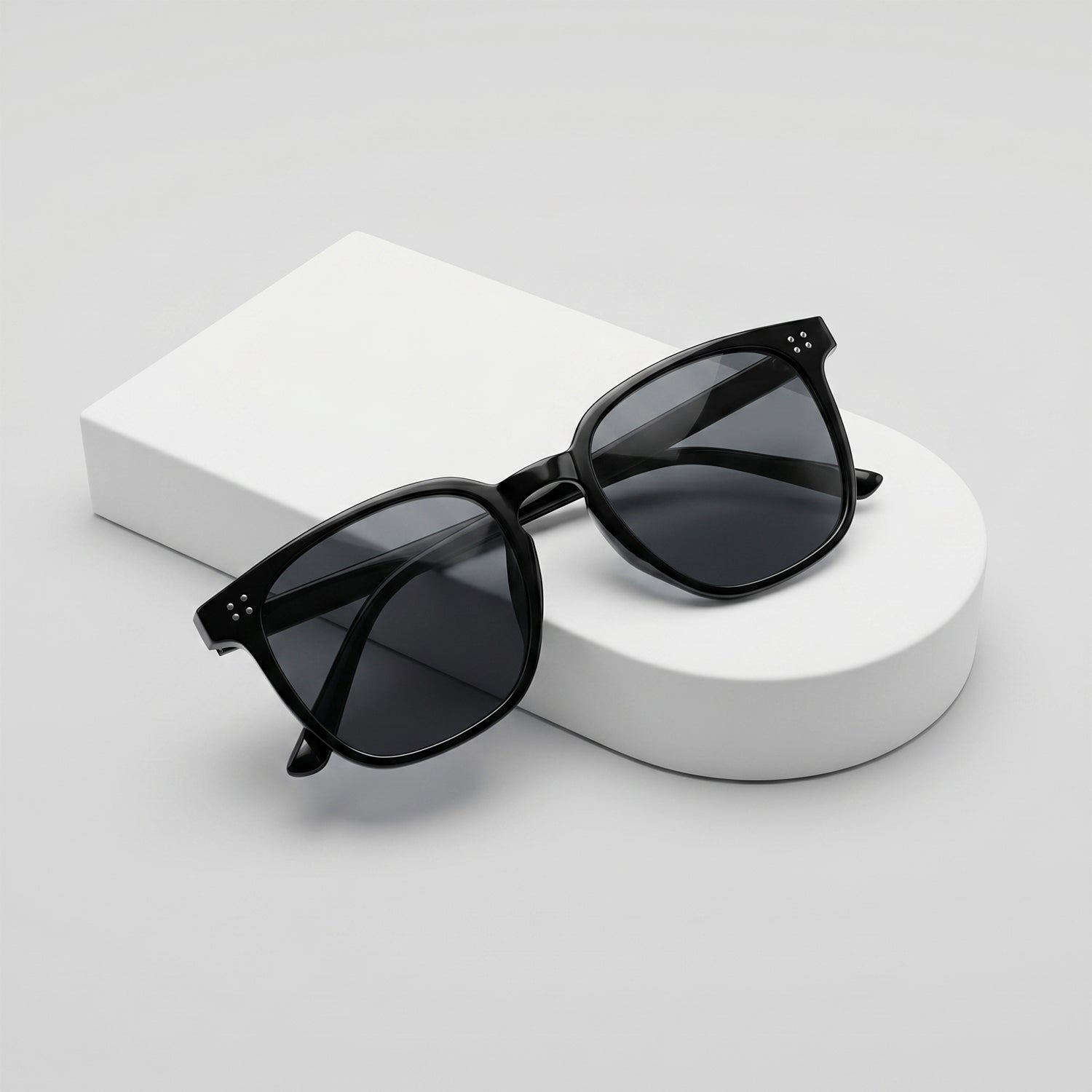19318 black sunglasses product