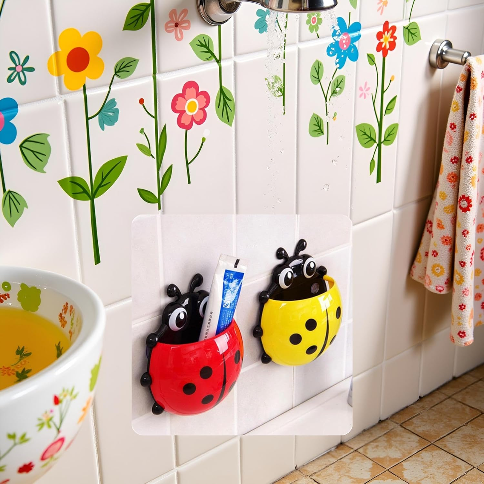 Ladybug toothbrush holder details