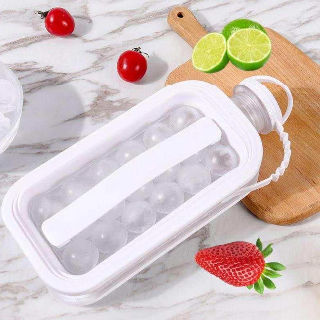 Close up of ice tray lid