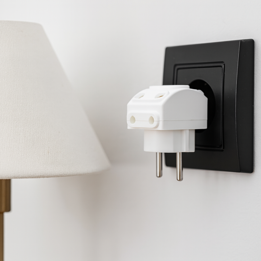 Tetherix multi-plug socket packaging label