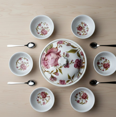 Detailed view of pudding cutlery set design